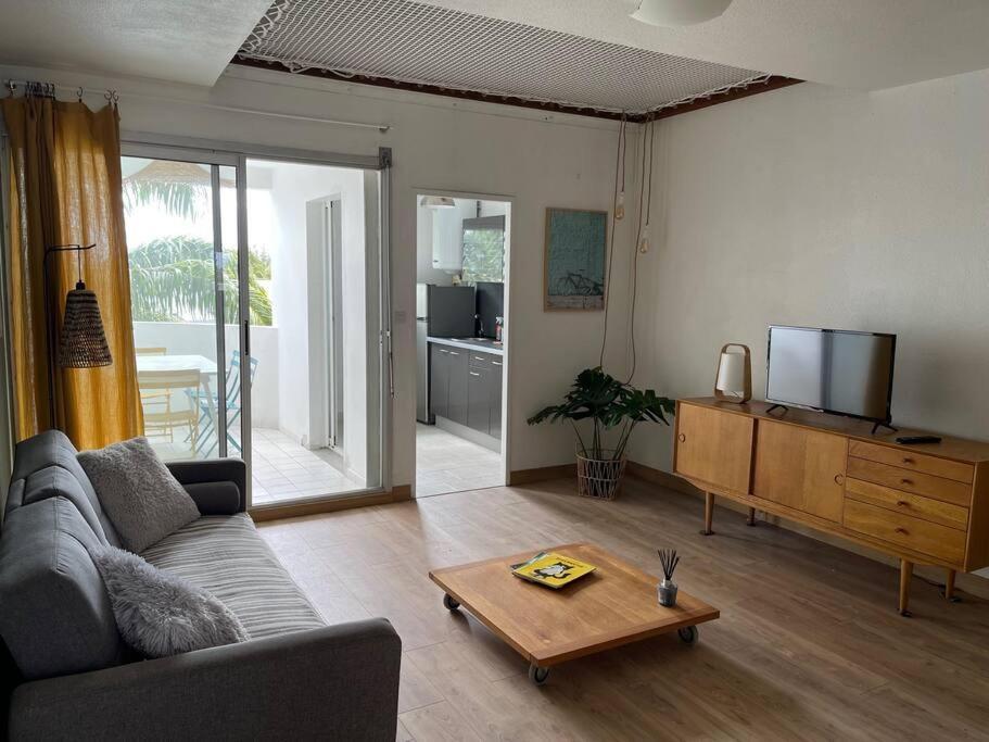 Bel Appartement Hermitage Les Bains 圣吉尔莱班 外观 照片